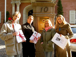 Alexander Chamberland (MP) och Jan Emanuel Johansson (S) tillsammans med Camilla Bokemar och Anna Almberg från Animal Protection Network